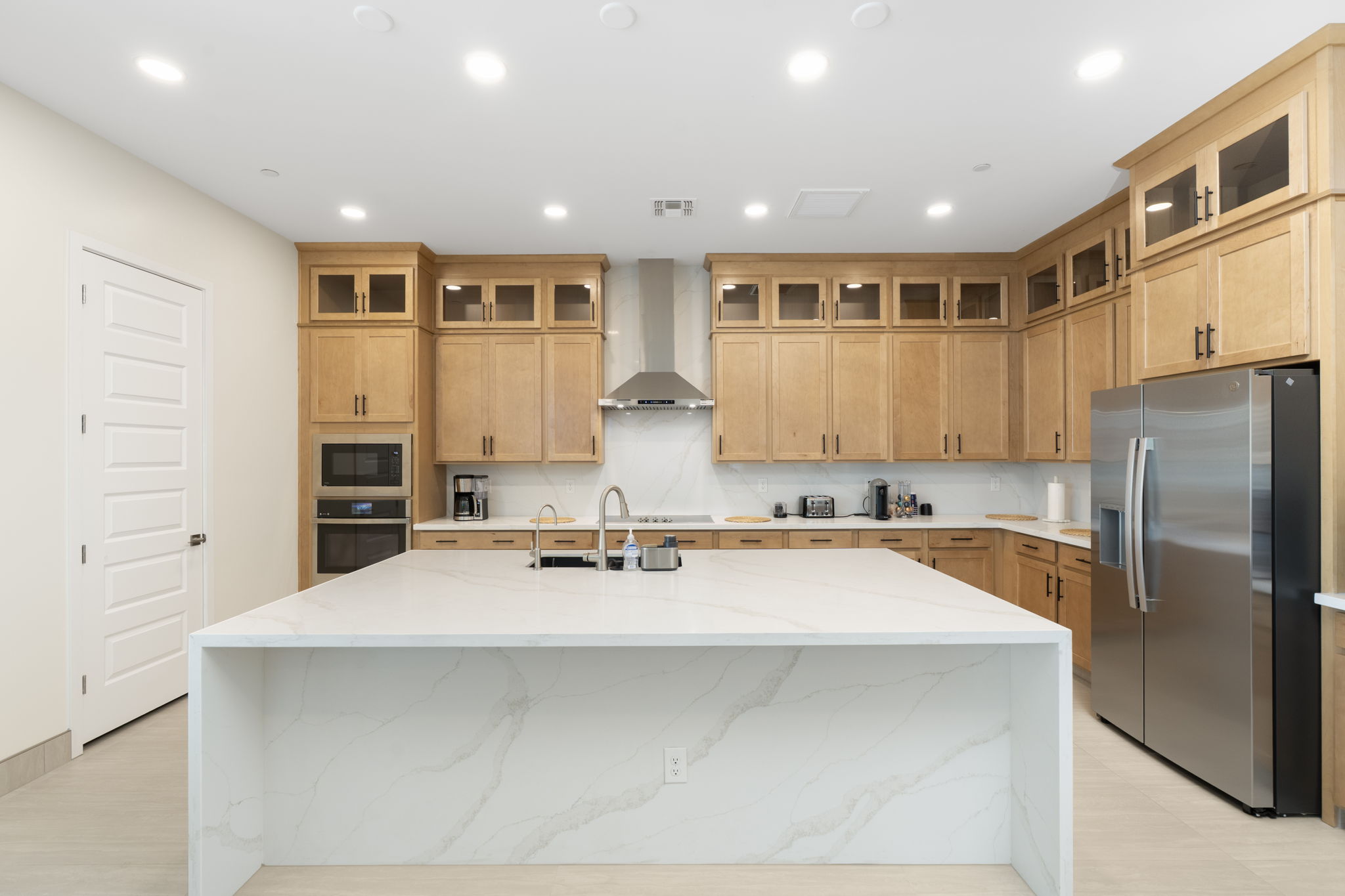 Full Kitchen