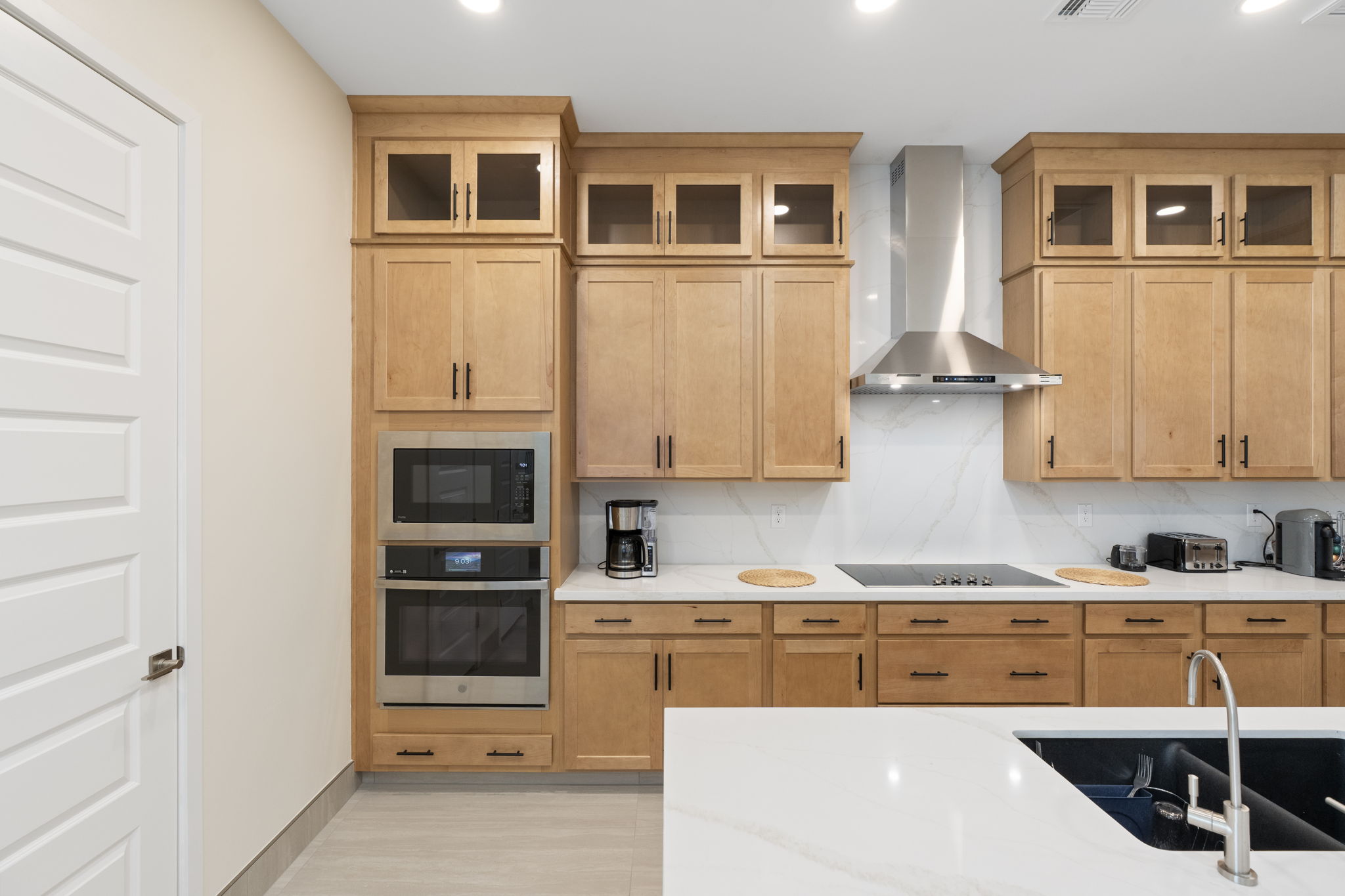 Kitchen & Living Area